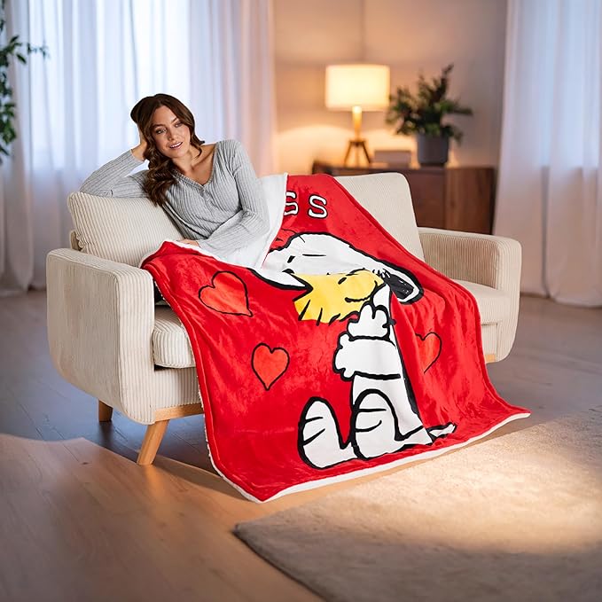 Peanuts Snoopy Heated Blanket Electric, Twin Size Luxurious Fleece Blanket