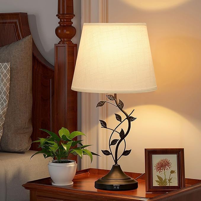 Kakanuo USB Touch Table Lamp Bedside Lamp with USB C Charging Ports for Living Room, White 3 Way Dimmable Traditional Nightstand Lamp Retro Table Lamp for Bedroom and Office (LED Bulb Included)
