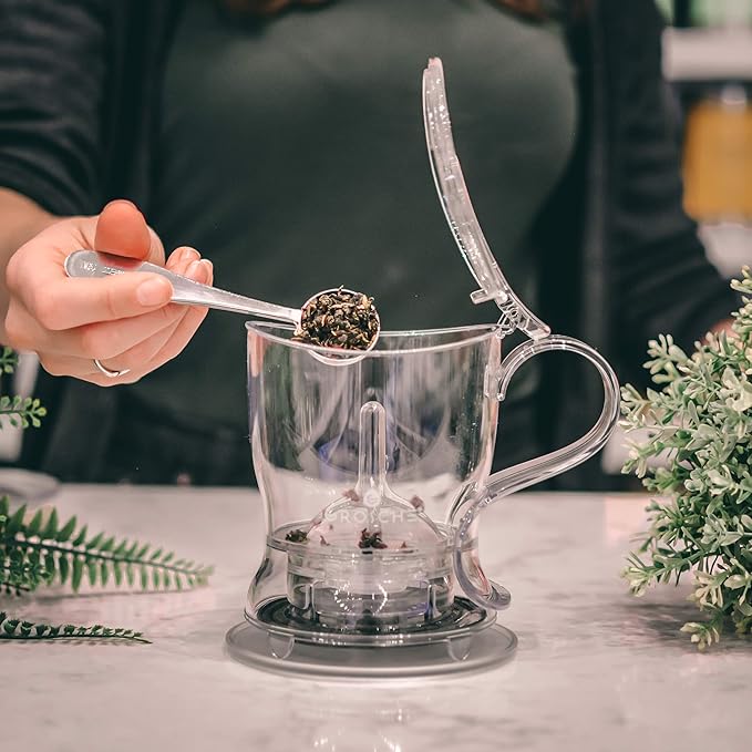 GROSCHE Aberdeen 34 oz tea pot and bottom dispensing tea steeper and Cyprus