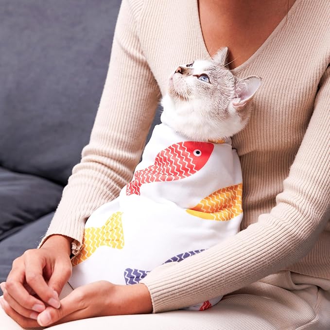 Kiorafoto 27.5" Large Cat Grooming Wrap，Self Adherent Fabric Cat Swaddle Burrito Wrap for Adult Cat & Small Dog, Anti-Scratch Cat Wrap Blanket for Medicine,Nail Trimming,Ear Cleaning,Teeth Brushing