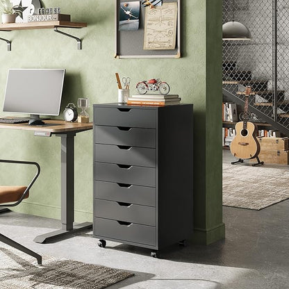 DEVAISE 7-Drawer Chest, Wood Storage Dresser Cabinet