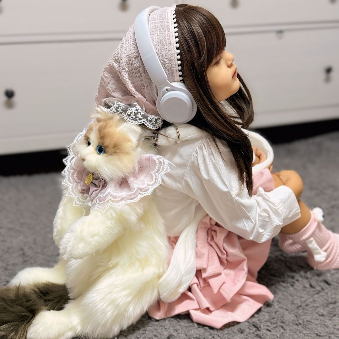 Ragdoll Cat Backpack – Cozy Companion for Travel & School